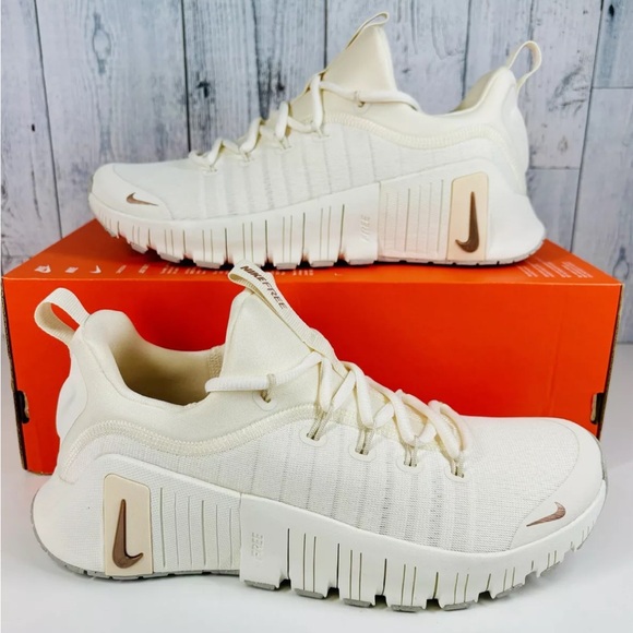 New Women’s Nike Free Metcon 6 Pale Ivory - Picture 1 of 12